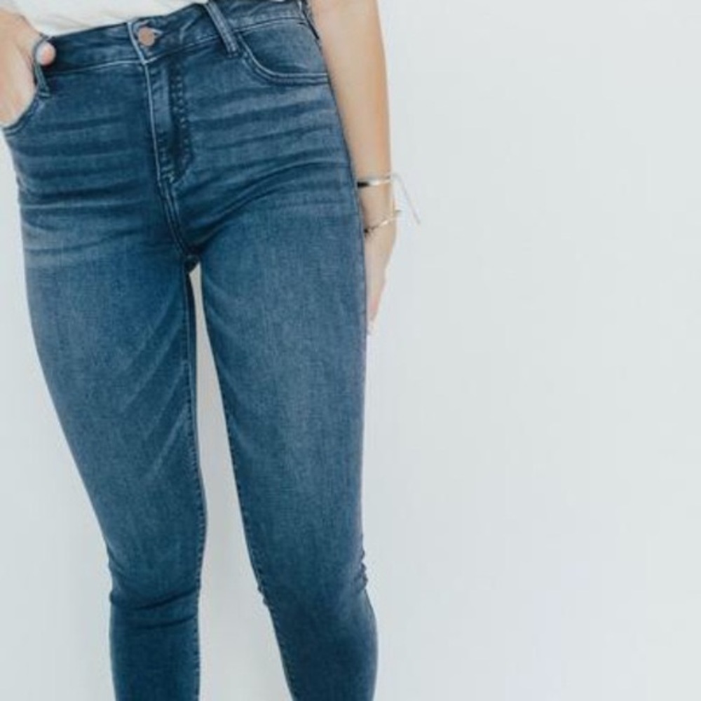 Carly Jean Los Angeles Classics Jeans